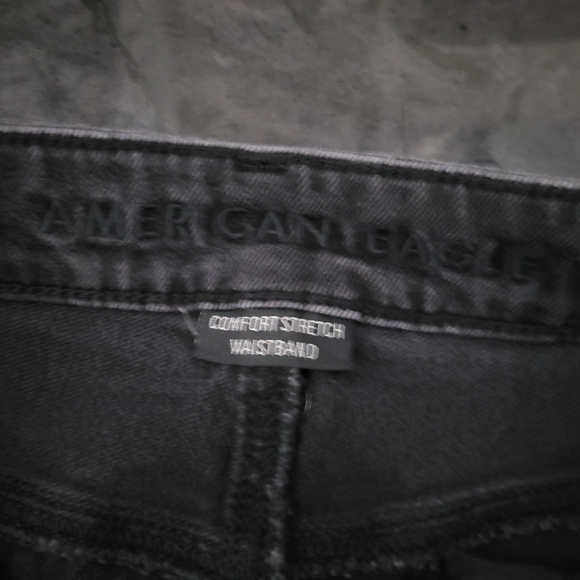 AMERICAN EAGLE | Mom Jean high waist destroyed distressed denim jeans - Picture 6 of 9
